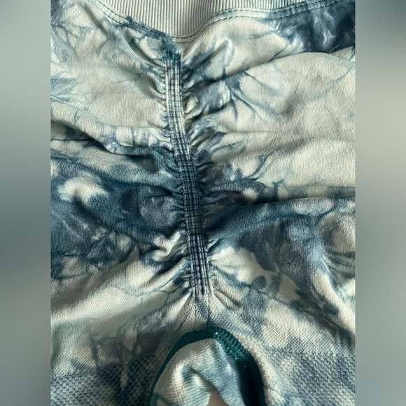 💖2 for $40 | Voyjoy Amazon Tie Dye Seamless Leggings - Picture 5 of 8